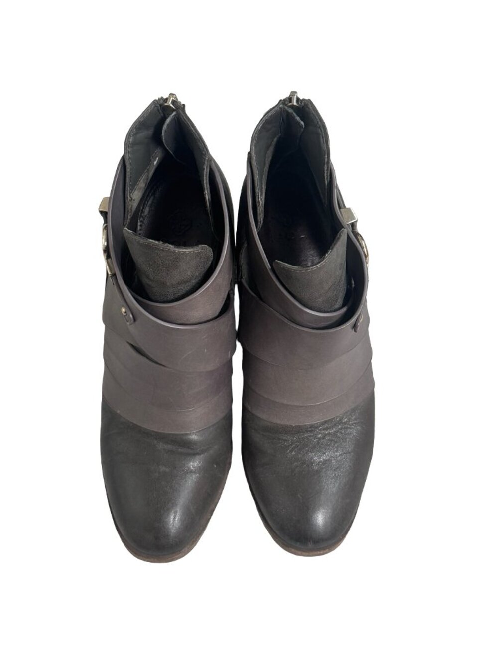 Booties Size 8.5 - Picture 2 of 2